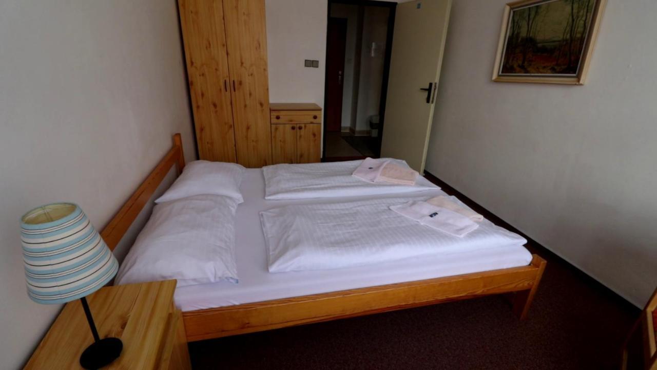 Horsky Hotel Neptun Мала-Моравка Экстерьер фото