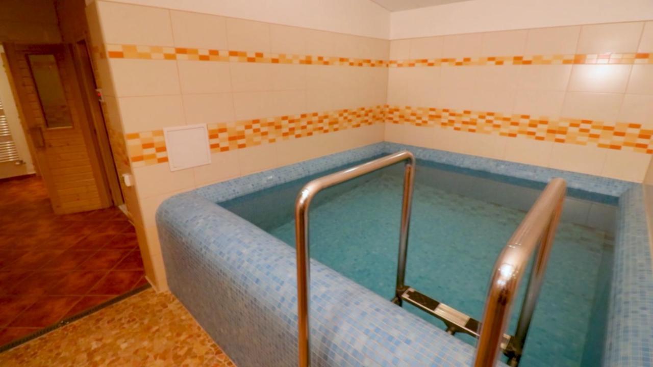 Horsky Hotel Neptun Мала-Моравка Экстерьер фото