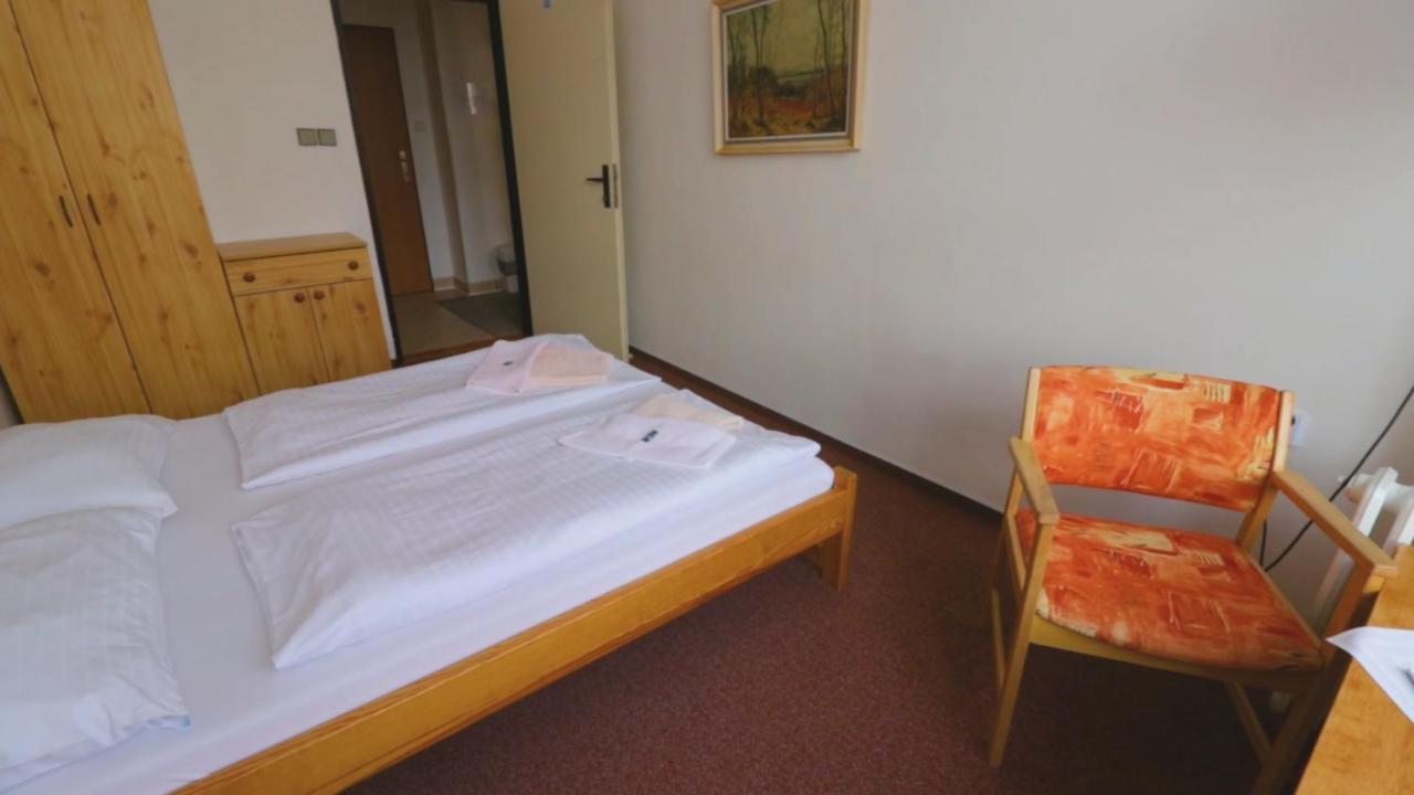 Horsky Hotel Neptun Мала-Моравка Экстерьер фото